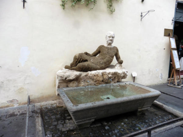 Fontana del Babuino oggi