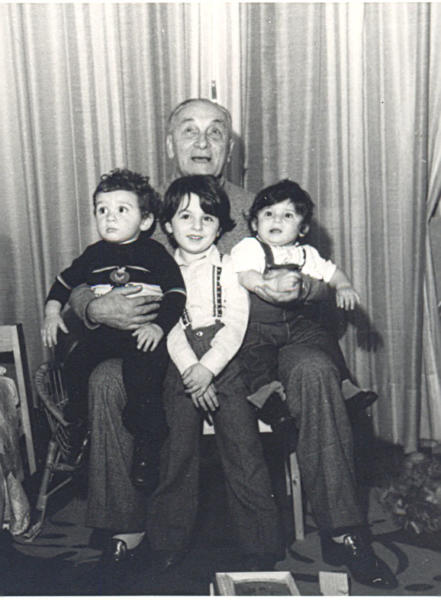 Filippo Alvarez de Castro con i tre nipoti Valerio, Massimiliano e Filippo