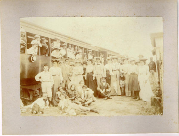 Giuseppe Alvarez de Castro e la moglie Savina - Stazione di Riccione